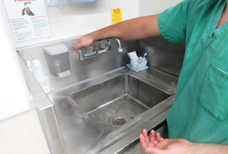 Assisting the Surgeon: Practical Strategies for Preventing Nosocomial Infections